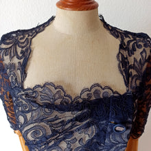 Carica l&#39;immagine nel visualizzatore di Gallery, 1940s 1950s - Outstanding Beauty Lace Dress  - W25/26 (64/66cm)
