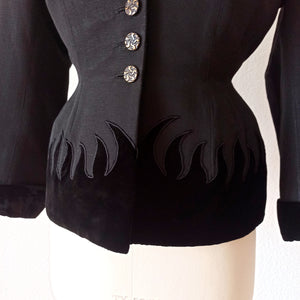 1940s - DOUMARC, Paris - New Look Velvet Flames Jacket - W28.5 (72cm)