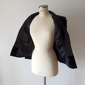 1940s - DOUMARC, Paris - New Look Velvet Flames Jacket - W28.5 (72cm)