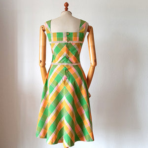 1970s - Adorable Plaid Cotton Pockets Dress  - W26 (66cm)