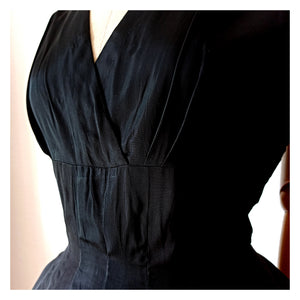 1950s - Stunning Black Satin Night Dress  - W27 (68cm)