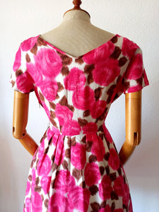 1950s 1960s - PLUTINA, Germany - Gorgeous Roseprint Dress  - W26 (66cm)