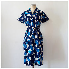 Cargar imagen en el visor de la galería, 1950s 1960s - MARGILUX, Paris - Stunning Deadstock Dress - W28.5 (72cm)
