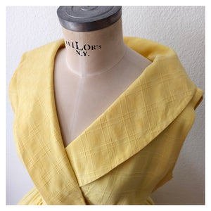 1950s 1960s - Gorgeous Yellow Textured Rayon Dress - W27.5 (70cm)