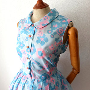 1950s 1960s - TREVIRA, Germany - Adorable Peter Pan Collar Dress - W30 (76cm)