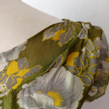 Load image into Gallery viewer, 1940s 1950s - Gorgeous Green Floral Dress - W32 (82cm)
