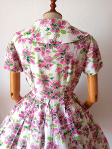 1950s - Adorable Roseprint Rayon Dress - W26 (66cm)