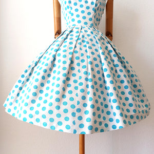 1950s - Iconic & Stunning Blue Polkadots Cotton Dress  - W28 (70cm)