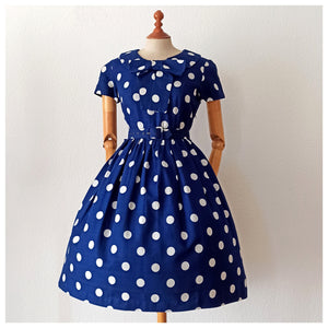 1950s 1960s - Adorable German Bow Neckline Dress - W26 (66cm)