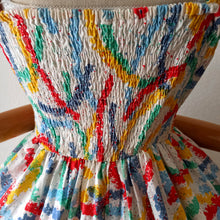 Charger l&#39;image dans la galerie, VTG Does 50s - Spectacular Colorful Cotton Dress  - W28/32 (70/82cm)
