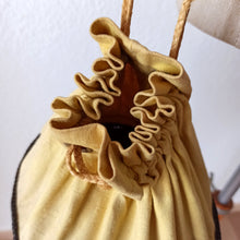 Cargar imagen en el visor de la galería, 1940s - Collector&#39;s Rare French Black &amp; Yellow Handbag
