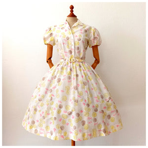 1950s - FRANCE - Adorable Leaves Print Puffed Sleeves Dress - W26 (66cm)