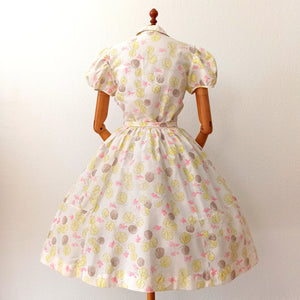 1950s - FRANCE - Adorable Leaves Print Puffed Sleeves Dress - W26 (66cm)