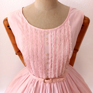 1950s 1960s - Adorable Pink Pale Cotton Lace Dress - W31 (78cm)