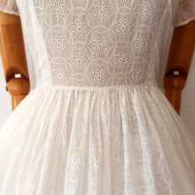 Load image into Gallery viewer, 1950s - Lovely See-through Smoked Cotton Wedding Dress - W30 (76cm)
