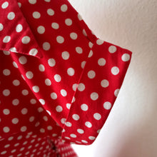 Cargar imagen en el visor de la galería, 1940s - Adorable Red Dots Pockets Cotton Dress - W27.5 (70cm)
