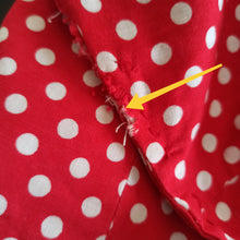 Load image into Gallery viewer, 1940s - Adorable Red Dots Pockets Cotton Dress - W27.5 (70cm)
