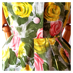 1950s - MAJESTÉ, France - Stunning Roseprint Dress - W28 (72cm)