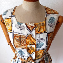 Charger l&#39;image dans la galerie, 1950s 1960s - Gorgeous Roseprint Cotton Dress - W27.5 (70cm)
