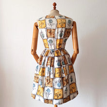 Cargar imagen en el visor de la galería, 1950s 1960s - Gorgeous Roseprint Cotton Dress - W27.5 (70cm)
