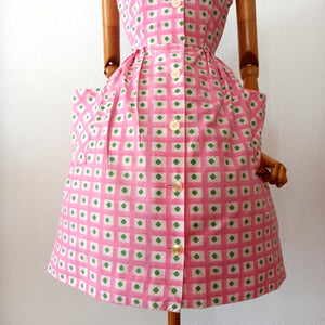 1950s 1960s - Adorable Green Diamonds Cotton Dress - W27/28 (68/70cm)