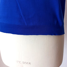 Cargar imagen en el visor de la galería, 1960s - GURLON, France - Deadstock Royal Blue Cardigan Top Set - Sz. 46
