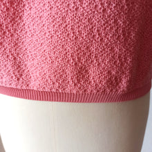 Charger l&#39;image dans la galerie, 1960s - Sweet Pink Ruffled Knit Top
