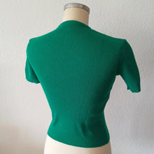 Carica l&#39;immagine nel visualizzatore di Gallery, 1960s - Green Knit Top
