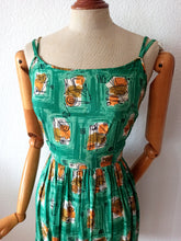 Load image into Gallery viewer, 1950s 1960s - Gorgeous Abstract Rayon Summer Dress - W27.5 (70cm)
