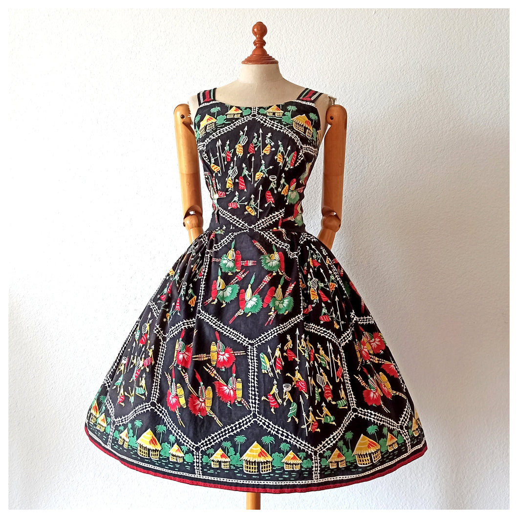 1950s  - FRANCE - Stunning Novelty Print Dress  - W31 (78cm)