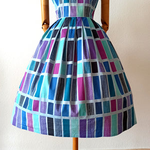 1950s 1960s - Gorgeous Abstract Purple Cotton Dress  - W27.5 (70cm)