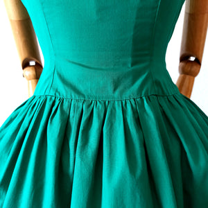 1950s 1960s - Gorgeous French Green Cotton Dress - W28.5 (72cm)