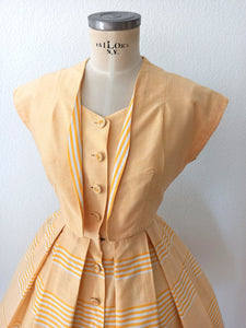 1950s - Adorable French Butter Yellow Striped Bolero Dress - W29 (74cm)