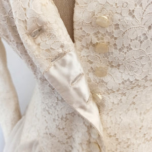 1950s - Italian Couture - Outstanding Cotton Lace Wedding Dress - W28 (70cm)