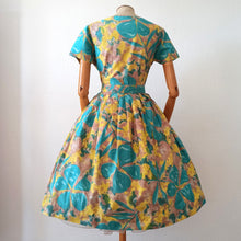 Cargar imagen en el visor de la galería, 1950s - BOUSSAC de PARIS, France - Stunning Cotton Dress - W29 (74cm)
