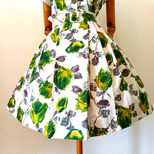 1950s - FONTANOR, Belgium - Fabulous Roseprint Dress - W30 (76cm)