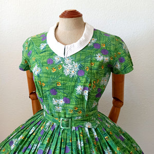 1950s 1960s - Stunning Floral Garden Cotton Dress - W27.5 (70cm)