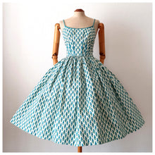 Load image into Gallery viewer, 1950s - Stunning British Spaghetti Straps Floral Dress - W26 (66cm)
