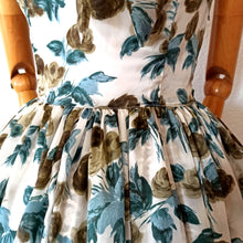 Load image into Gallery viewer, 1950s - Stunning Roseprint Satin Dress- W28 (72cm)
