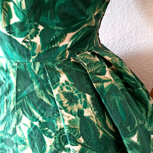 1950s 1960s - Gorgeous Green Roseprint Cotton Dress - W27 (68.5cm)