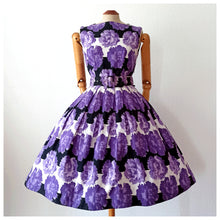 Load image into Gallery viewer, 1950s - Stunning German Purple Clovers Dress - W26 (66cm)
