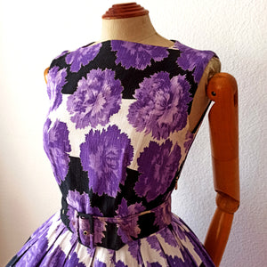 1950s - Stunning German Purple Clovers Dress - W26 (66cm)