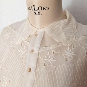 1950s - Gorgeous French Embroidery Nylon Blouse - W35 (88cm)