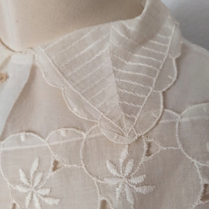 1950s - Gorgeous French Embroidery Nylon Blouse - W35 (88cm)