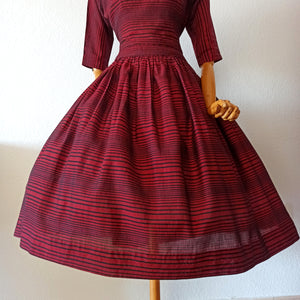 1940s 1950s - JERRY GILDEN - SPECTATOR, USA - Stunning Dress - W26 (66cm)