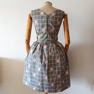 1950s 1960s - Adorable Grey Roses Cotton Dress - W27 (68.5cm)