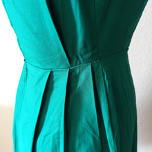 Charger l&#39;image dans la galerie, 1950s 1960s - Elegant Green Bolero Dress - W26 (66cm)
