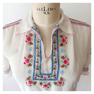 1940s - MODEX, Hungary - Gorgeous Hand Embroidery Gaz Blouse - W30 (76cm)