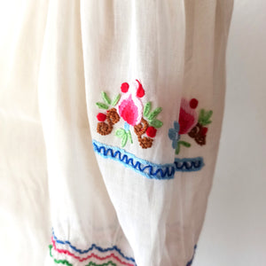 1940s - MODEX, Hungary - Gorgeous Hand Embroidery Gaz Blouse - W30 (76cm)