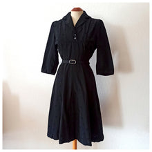 Load image into Gallery viewer, 1940s - Stunning Black Taffeta Dress - W28.5 (72cm)
